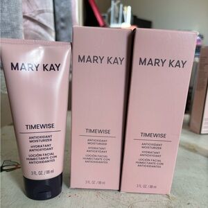 Mary Kay Antioxidant Moisturizer